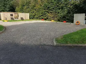 프라이어리 글램핑 포드