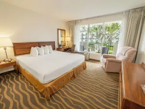 Irazú Hotel & Studios