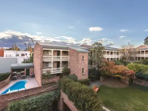 Adina Serviced Apartments Canberra Kingston