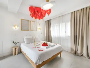 Jiji Suites