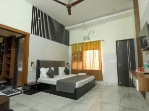 Sapphire Hotel & Banquet