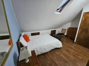 SnoozeDen Wellesley – Near to Slough Station