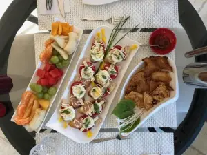 Nature Oasis Bar Room