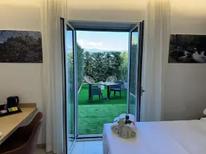 ฟลอริส โรงแรม