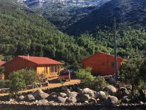 Los Quenes River Lodge