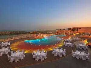 Fairmont Fujairah Beach Resort