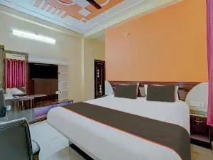 Hotel O Siddhi Vinayak Hotel & Banquets