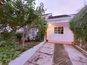 Rumah Pertama Homestay