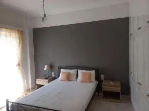 Stefkas Apartment1