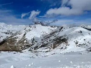 Allos, Logement Pieds des Pistes, à 10 Minutes de la Base de Loisirs