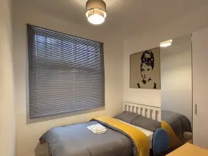 Sterling Suites Ealing