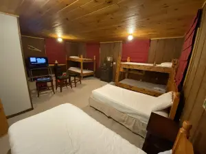 Adirondack Waterfront Lodge Close to Old Forge with A/C and Heated Garage