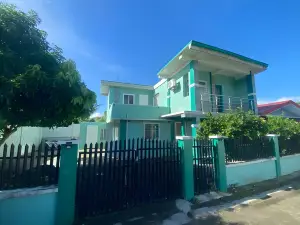 The Green House