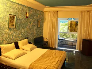 Hotel Donia
