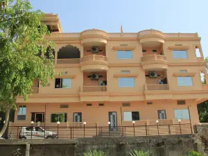 호텔 라즈 팰리스