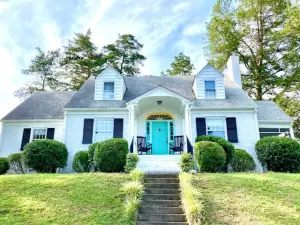 Sleeps 11 on Water by BoatRamp w/LakeToys+GameRoom
