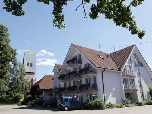 호텔 & 게스트하우스 로벤