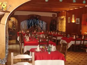 Auberge Aux Portes de Conques