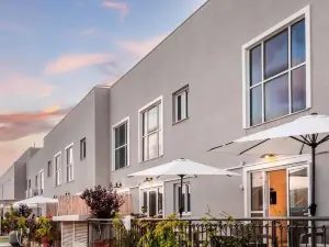 Arroyo Boutique&Business Hotel