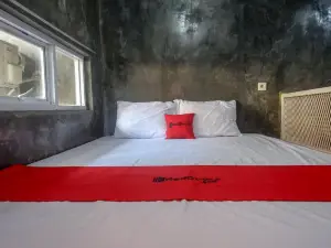 RedDoorz Near Jumbo Mall Sragen