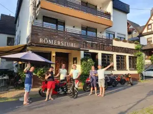 Römerstube Apartments & Rooms