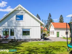 3 Bedroom Awesome Home in Örebro