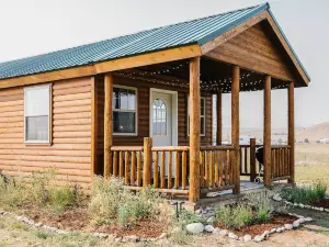 Paradise Valley Cabin by Chico and Yellowstone Park!