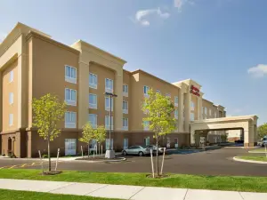 Hampton Inn & Suites Buffalo/Airport