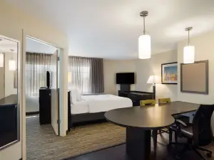 Sonesta Simply Suites des Moines