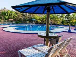 Amidhara Resort