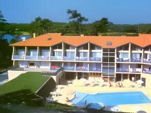 Hotel Logis Lacotel