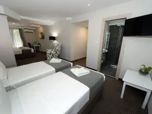 Hotel Alexandar II