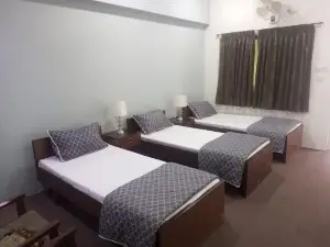 Palm View Hotel
