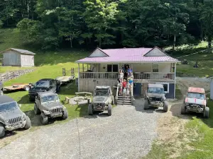 Cozy house, 2 bed, 1 bath, full kitchen, close to Bearwallow