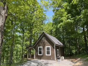 Maple Ridge Cabin at Panther's Rest