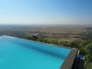 Ahadi Mara Camp