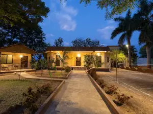 Avadale Tadoba - Stag Groups Not Allowed