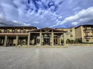 Grand Meteora Hotel
