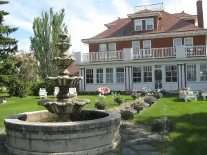 Wakamow Heights Bed and Breakfast
