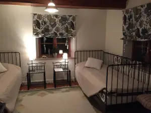 Björkåsa Gård Bed & Box