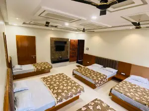 Purnima Hotel
