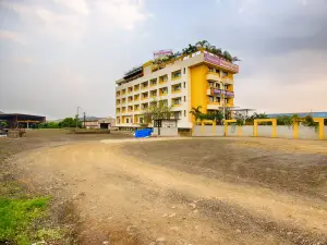 Hotel Grand Ashwin Executive