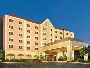 Embassy Suites by Hilton Dulles Airport