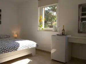 Apartments and Rooms Lux