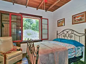 Island Cottage on Evans Lake Boat Rental Required