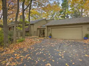 Inviting Resort Home w/ Grill & Beach Access!