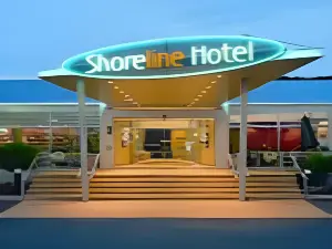 Shoreline Hotel