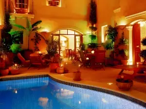 帕拉齊諾帝科里納賓館