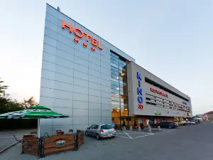 Quest Hotel - Dawniej Hotel Planeta