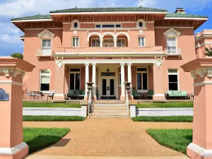 JH Adams Inn, Trademark Collection by Wyndham